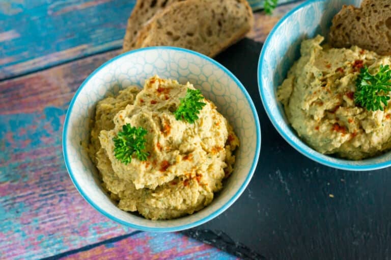 Hummus aus dem Thermomix® • fertig in 5 Minuten